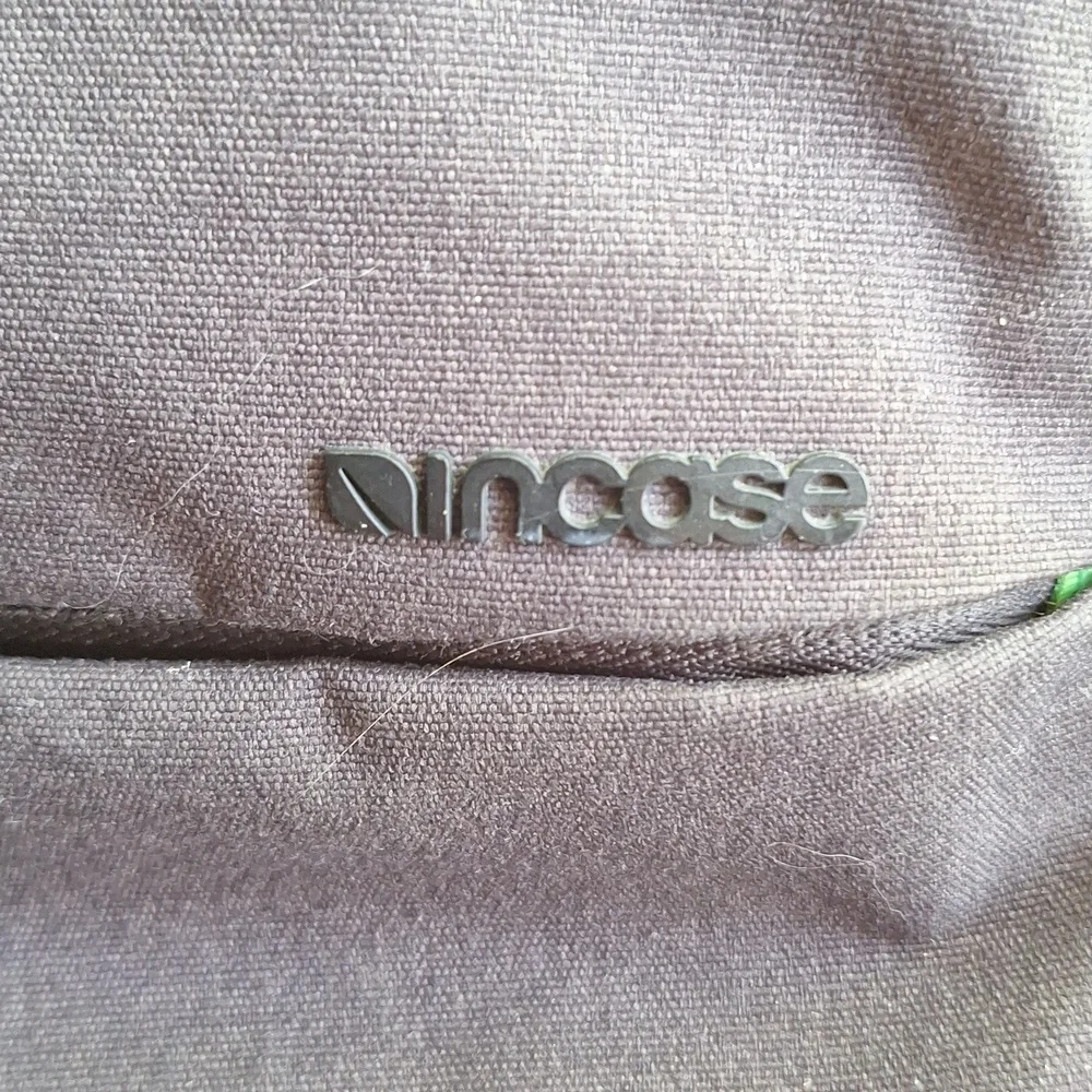 Incase City Compact   Backpack - Picture 7 of 7